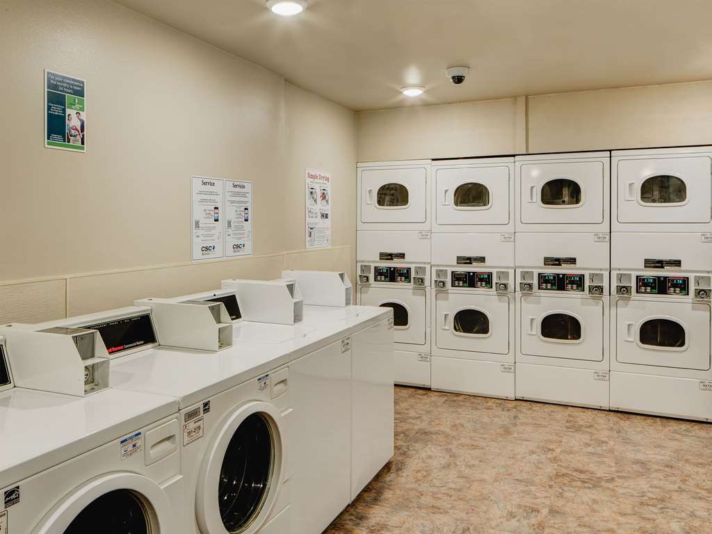Woodspring Suites Houston La Porte Facilities photo